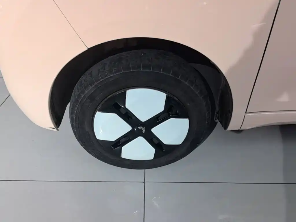 Wuling MINIEV — миниатюра 23