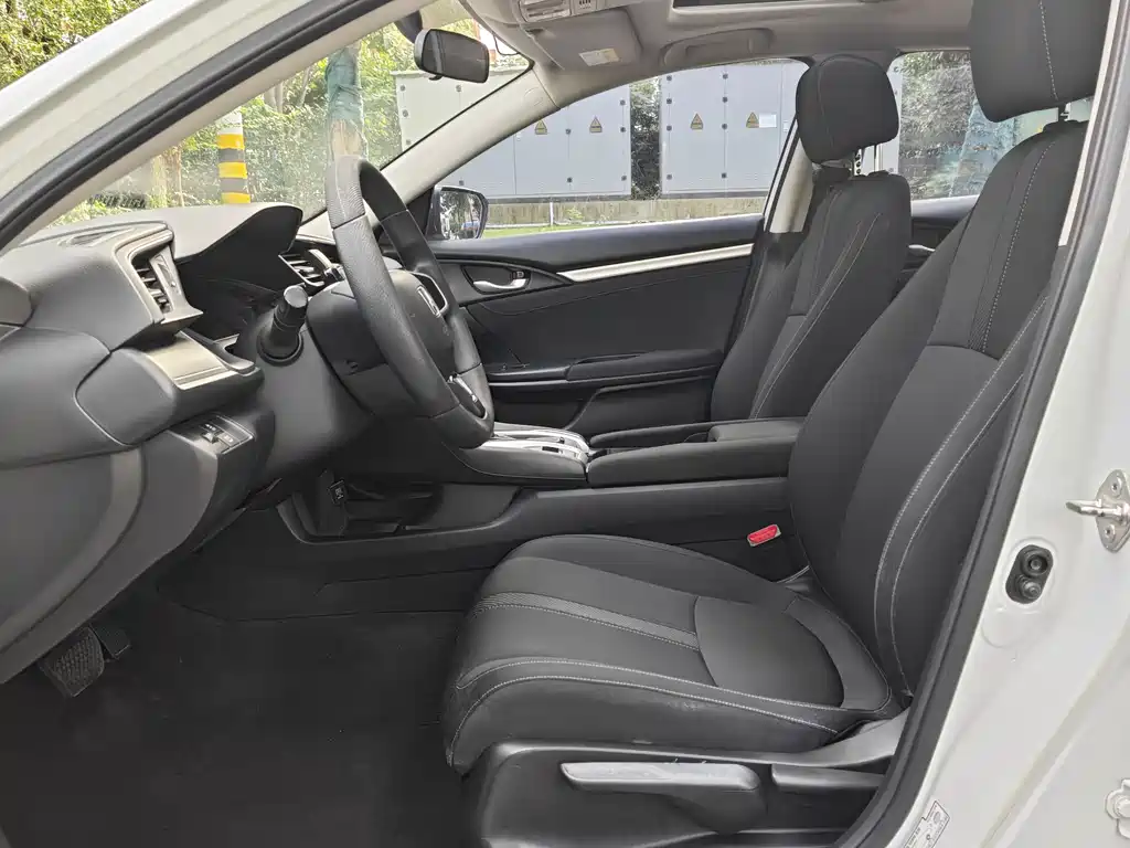 Honda Civic — миниатюра 9