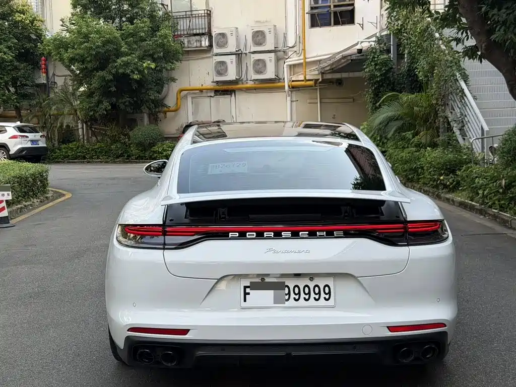 Porsche Panamera — миниатюра 3