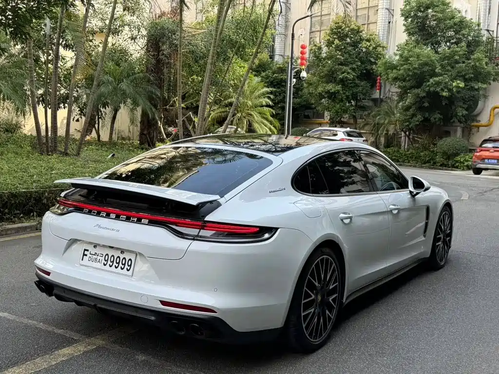 Porsche Panamera — миниатюра 4