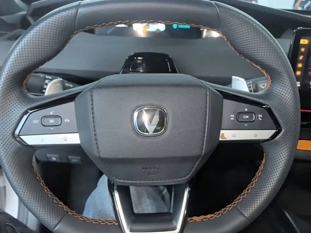 Changan UNI-V — миниатюра 11