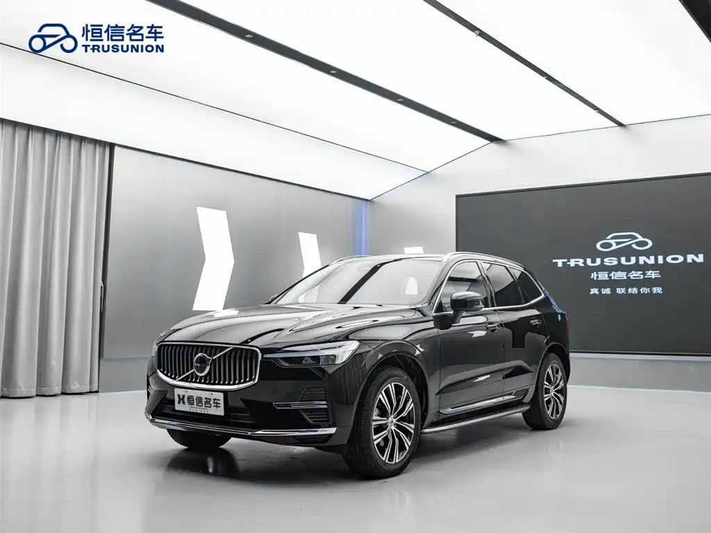 Volvo XC60 2022