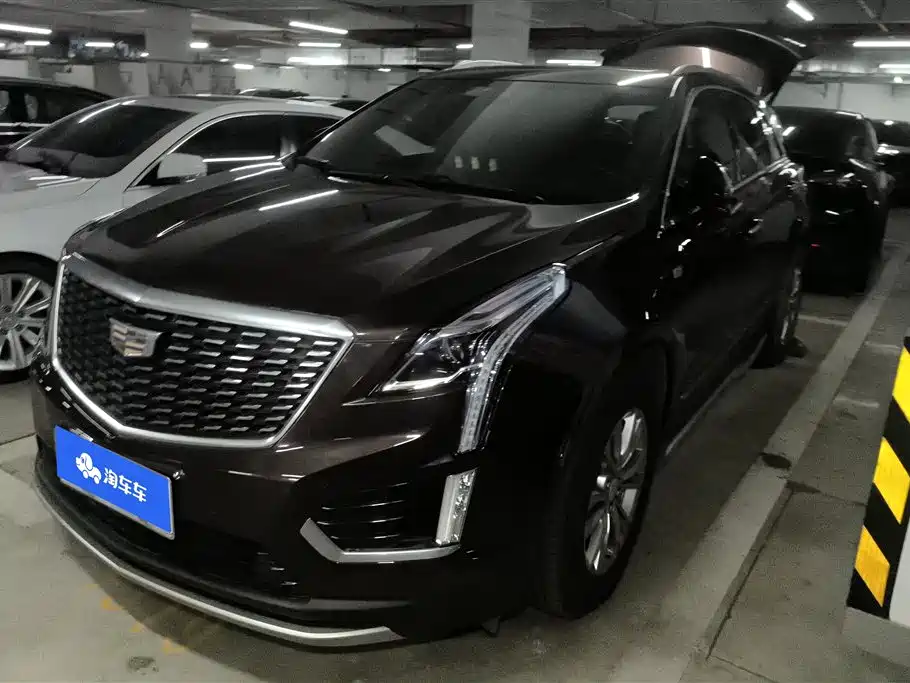 CADILLAC XT5