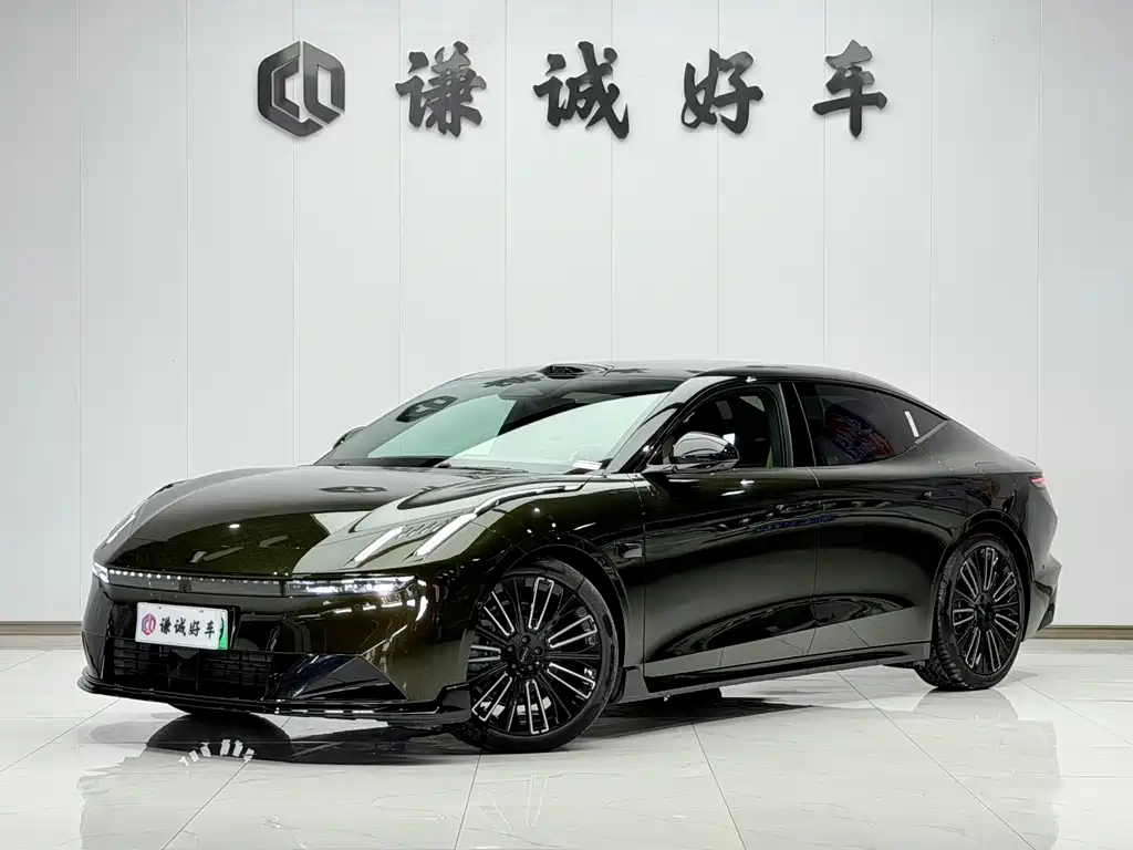 2025 Lynk & Co 10 - zdjęcie 1 z 29