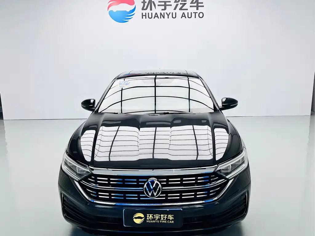 Volkswagen Sagitar — миниатюра 2