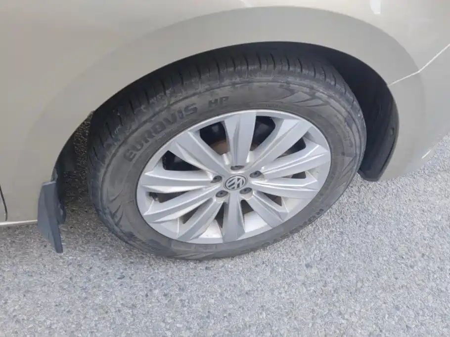 Volkswagen Bora — миниатюра 6