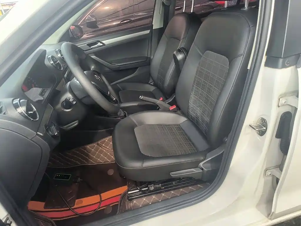 Volkswagen Jetta — миниатюра 15