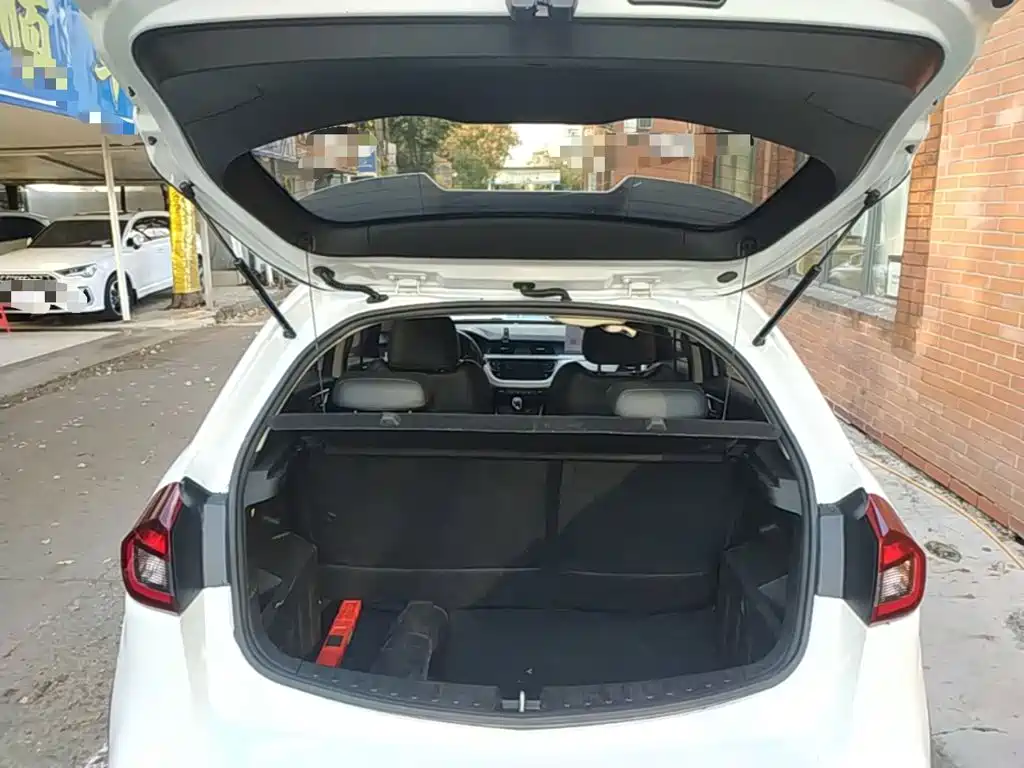 Geely Vision X3 — миниатюра 19