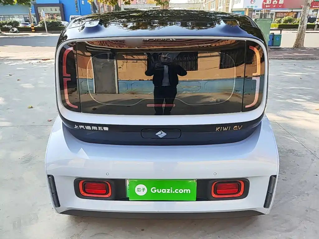 Baojun KiWi EV — миниатюра 6