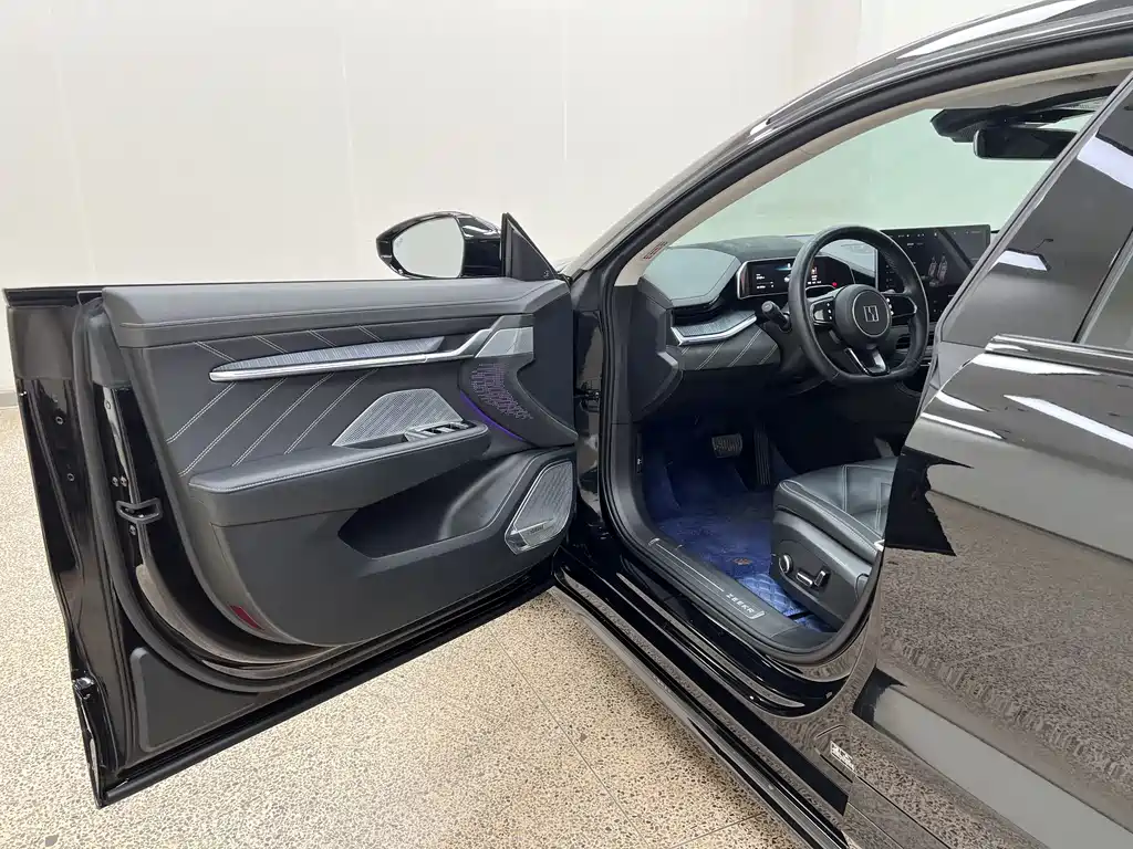 ZEEKR EXTREME KRYPTON 001