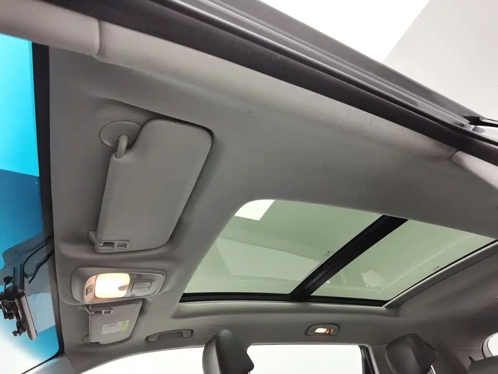 Chevrolet Volando — миниатюра 14