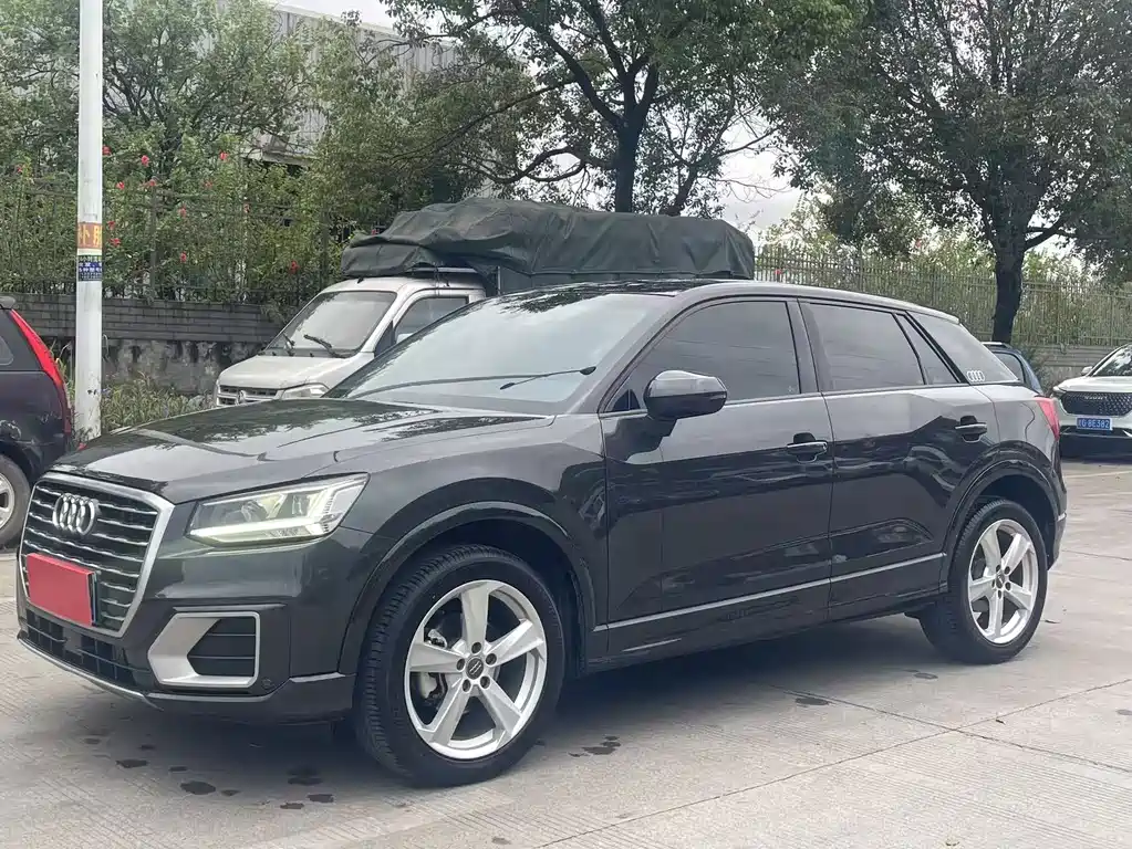 Audi Q2L