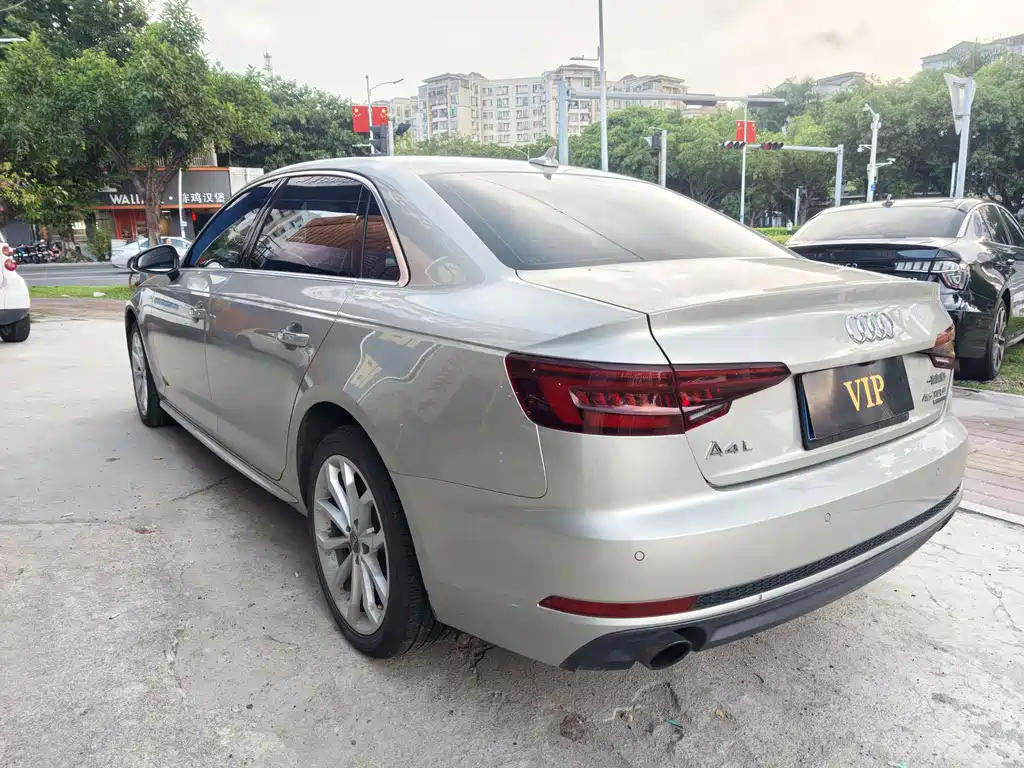 Audi A4L — миниатюра 4