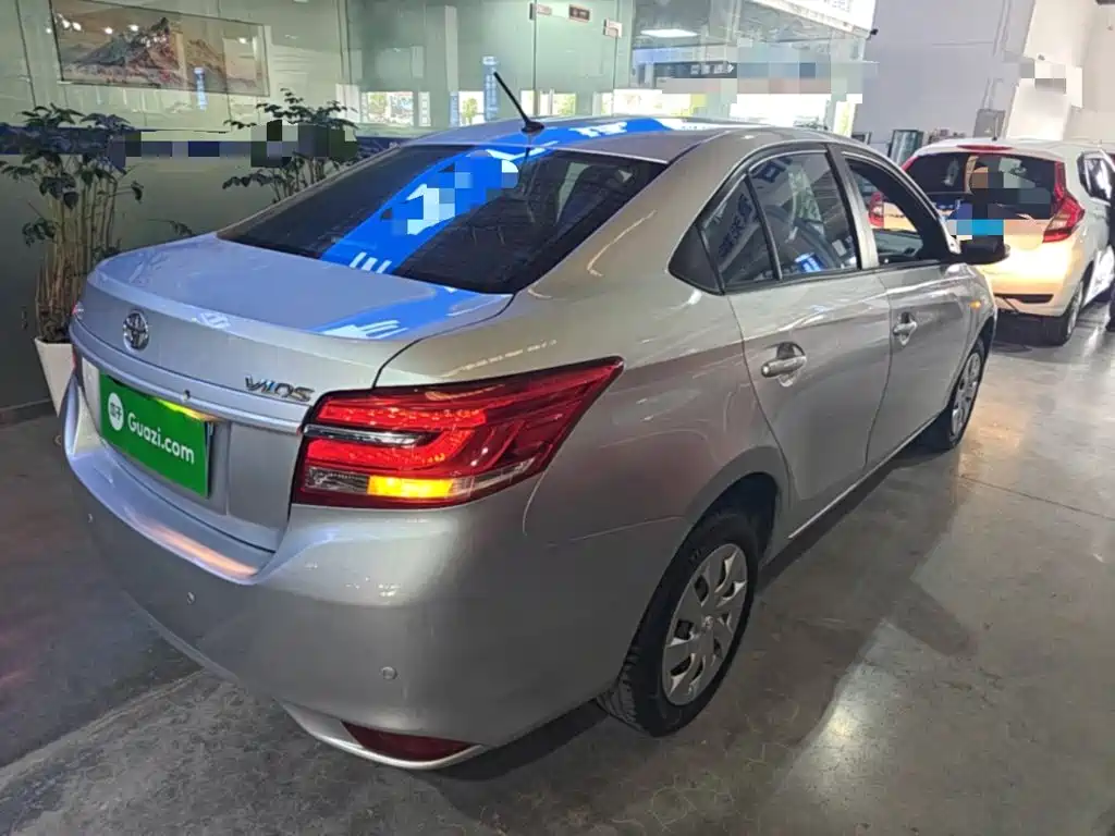 Toyota Vios — миниатюра 7