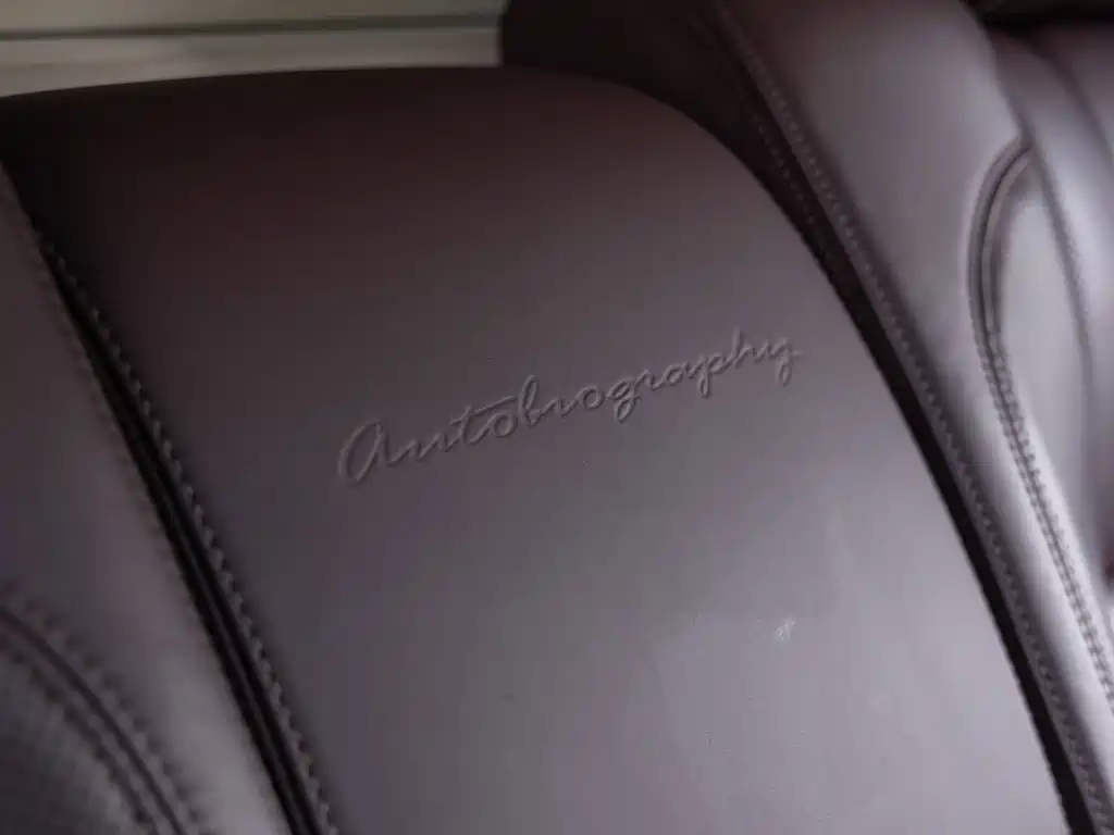 Land Rover Range Rover — миниатюра 22