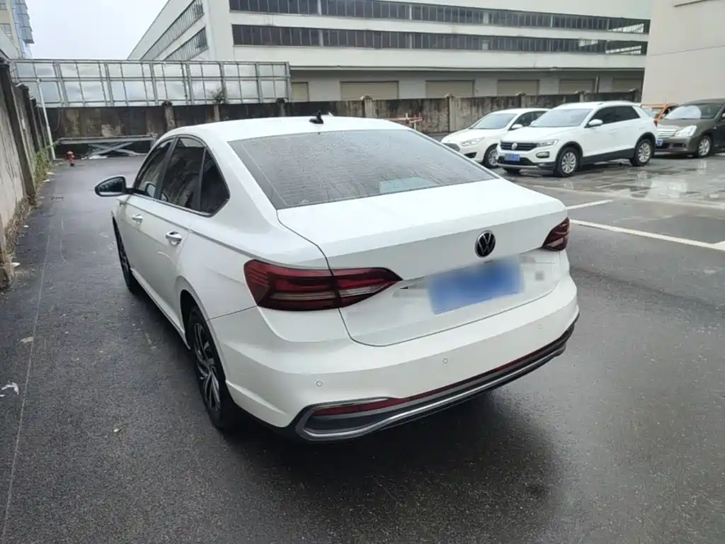 Volkswagen Lavida — миниатюра 5