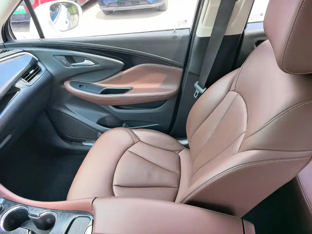 Buick Envision Plus — миниатюра 12