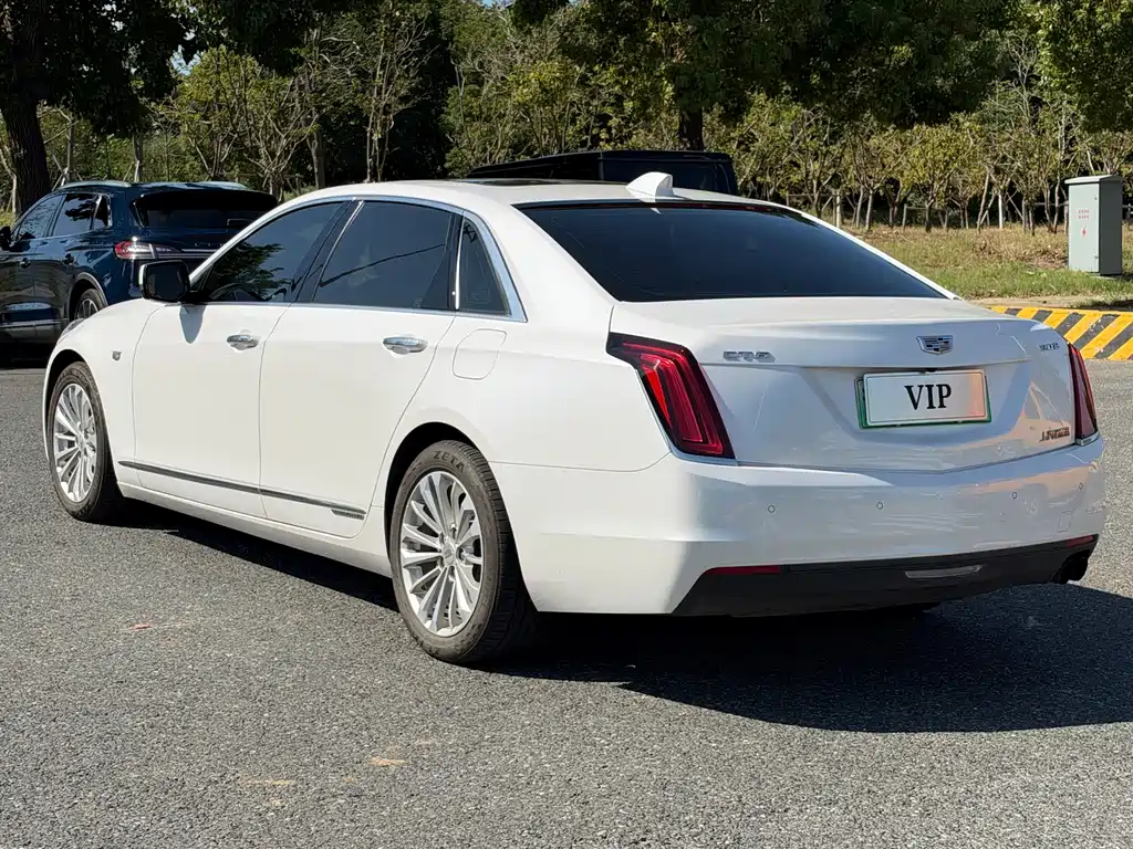 Cadillac CT6 Plug-in — миниатюра 6