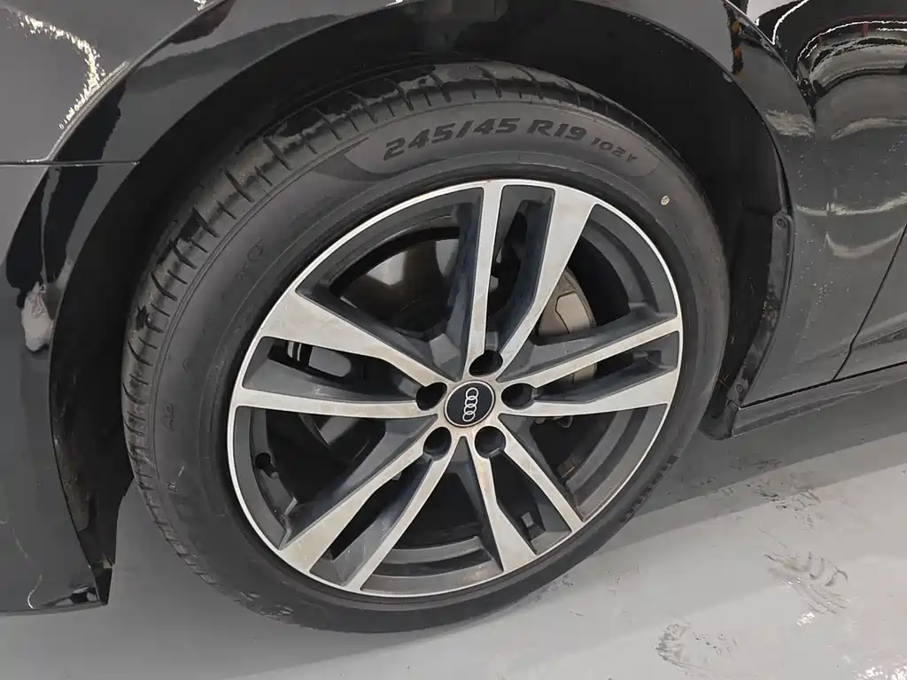 Audi A6L — миниатюра 6