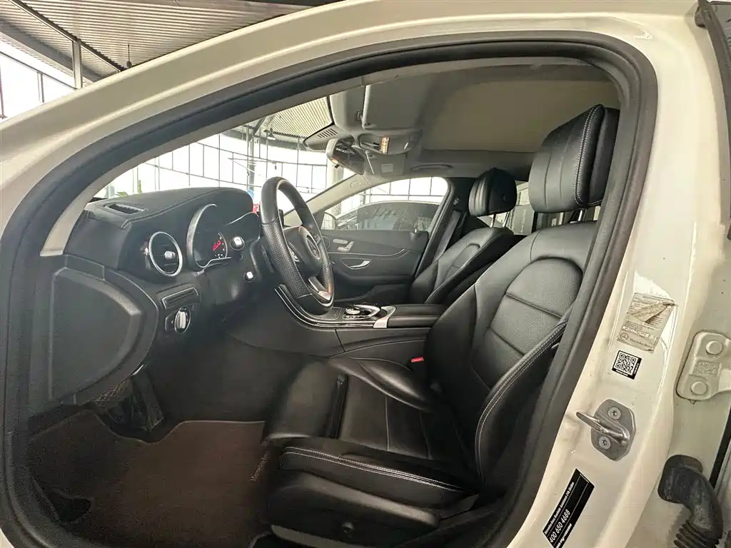 MERCEDES-BENZ C CLASS