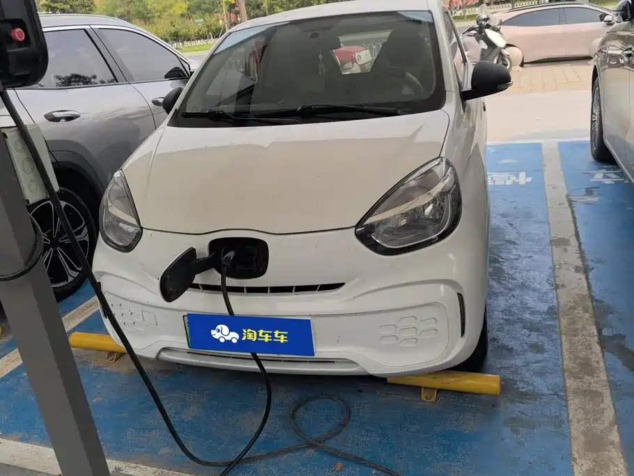 Roewe Clever — миниатюра 2