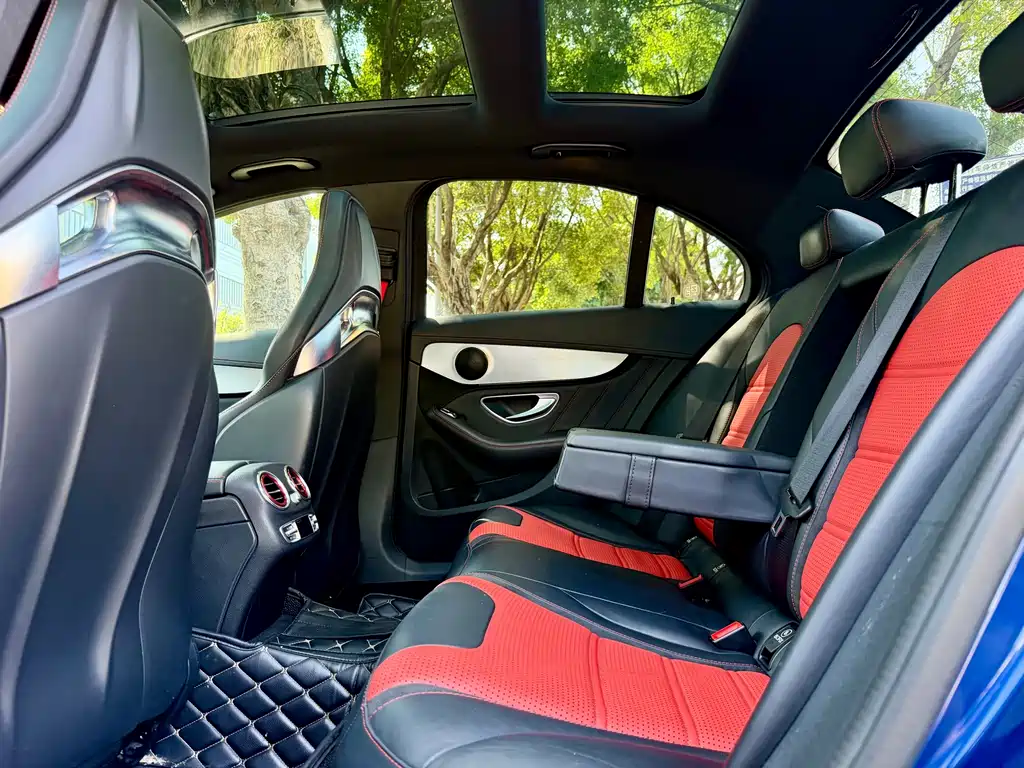 Mercedes-Benz C-Class AMG — миниатюра 15