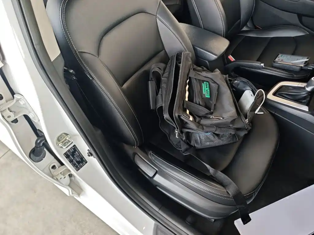 Hyundai Elantra — миниатюра 25