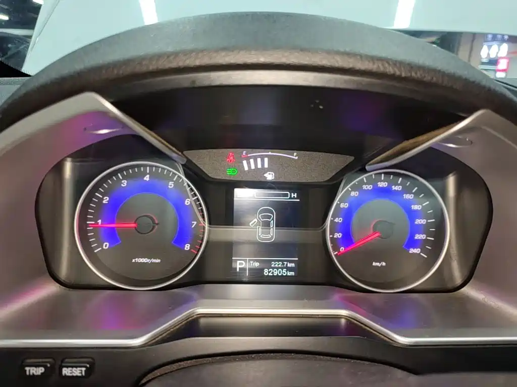 Geely Emgrand — миниатюра 12