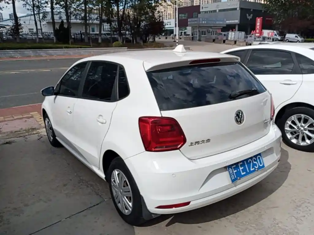 Volkswagen Polo — миниатюра 5