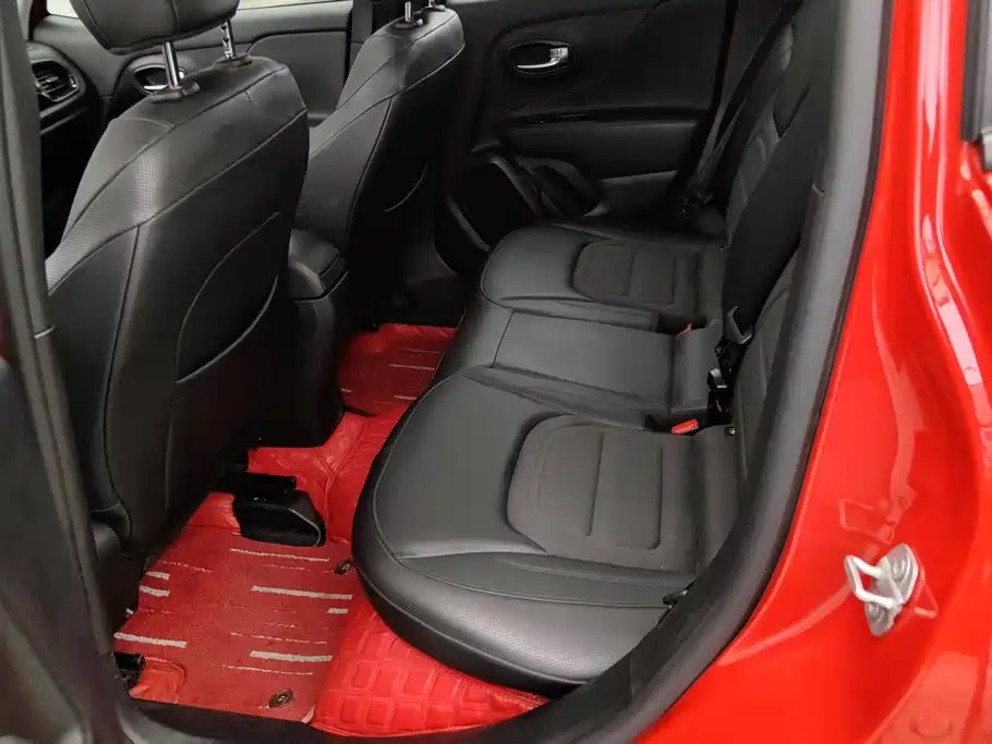 Jeep Renegade — миниатюра 11