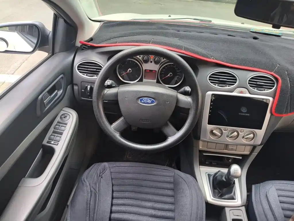 Ford Focus — миниатюра 3