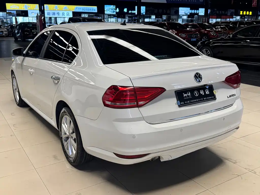 Volkswagen Lavida — миниатюра 15