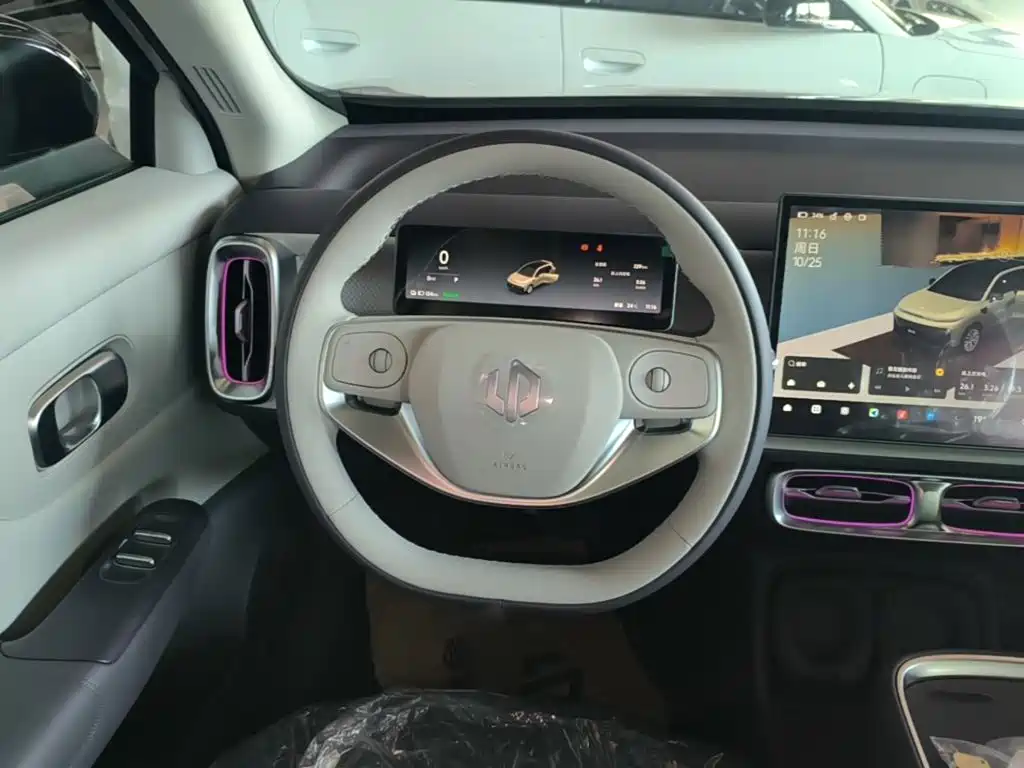 Leapmotor Leapmotor B10 — миниатюра 11