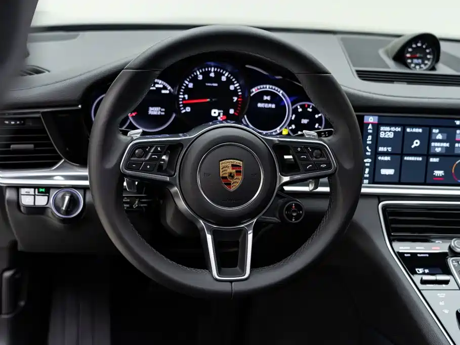 Porsche Panamera — миниатюра 12