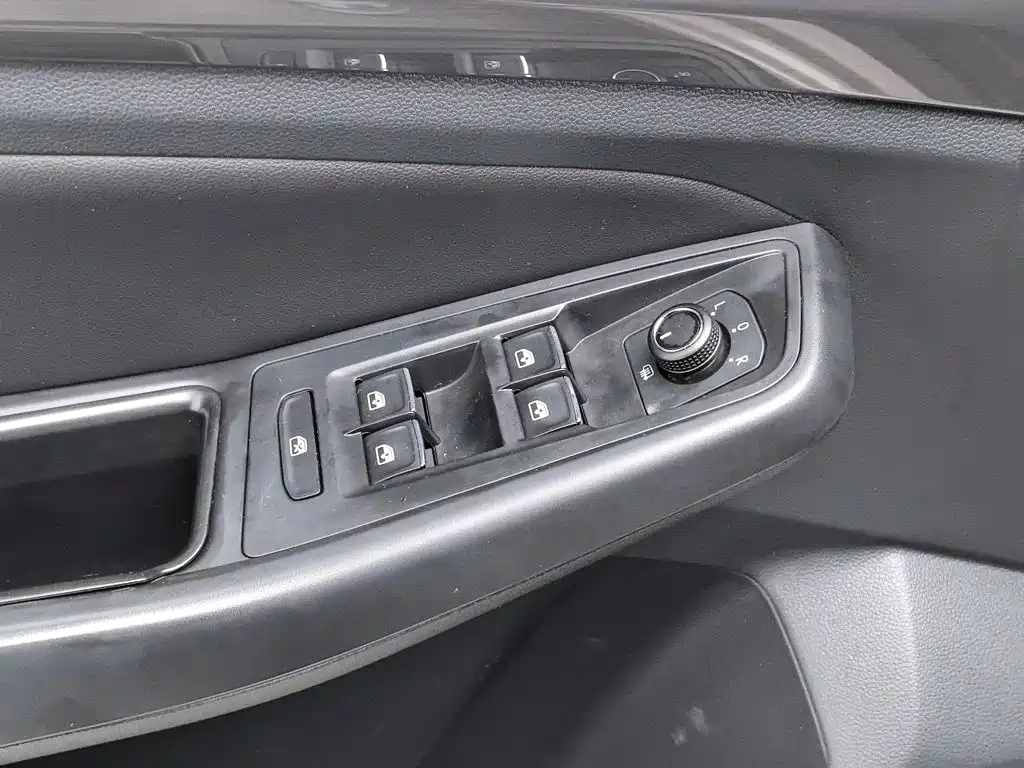 Volkswagen Bora — миниатюра 9