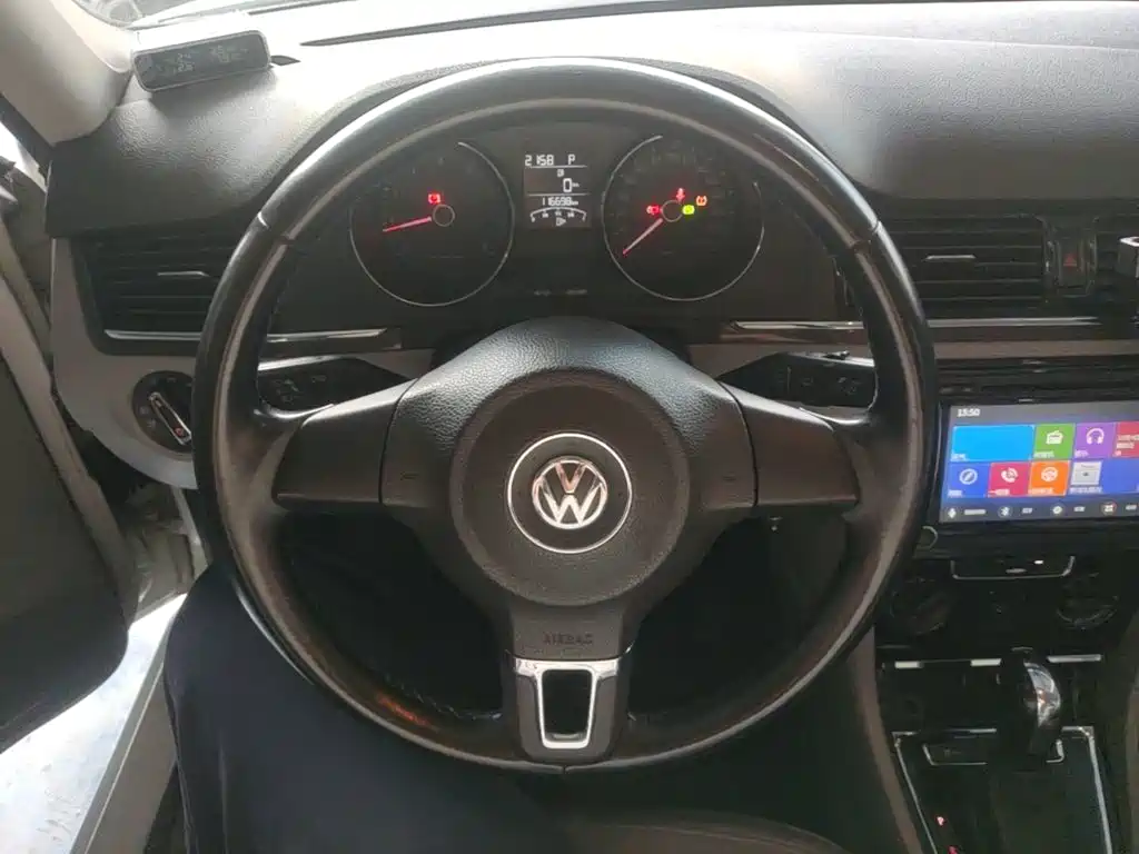 Volkswagen Bora — миниатюра 11