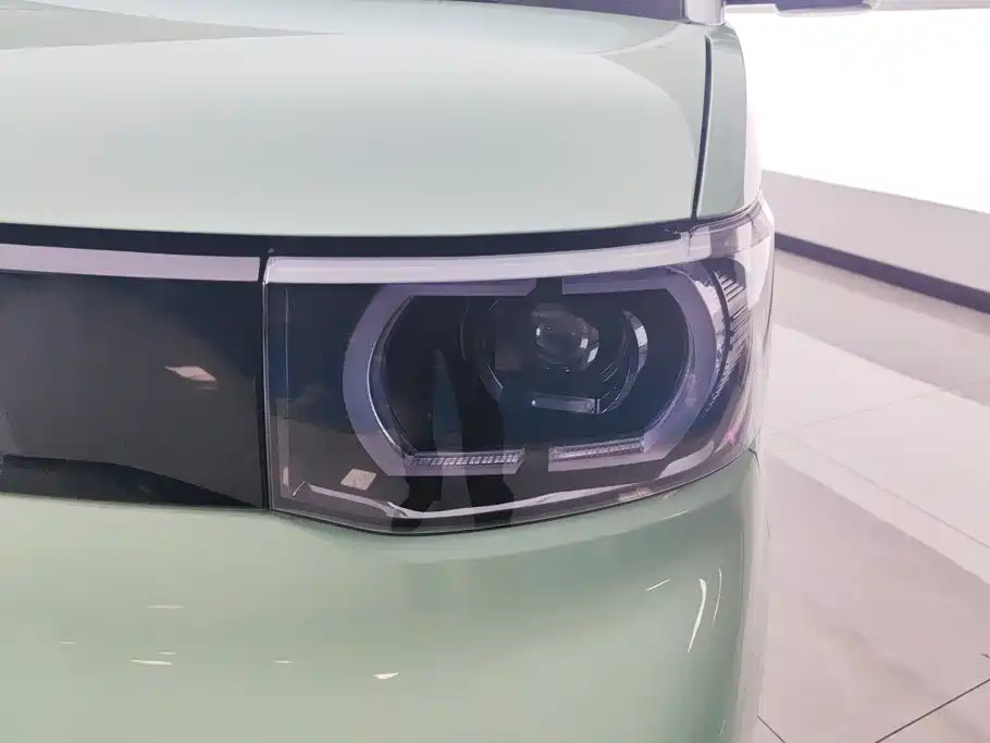 Wuling MINIEV — миниатюра 5