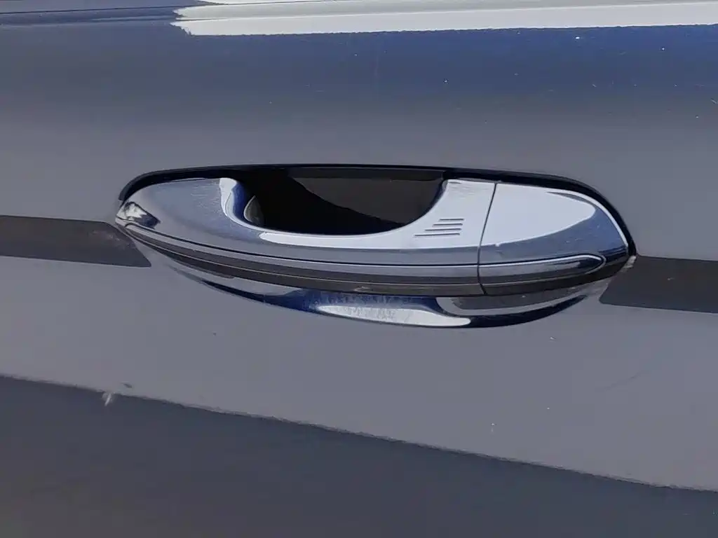 Ford Taurus — миниатюра 18