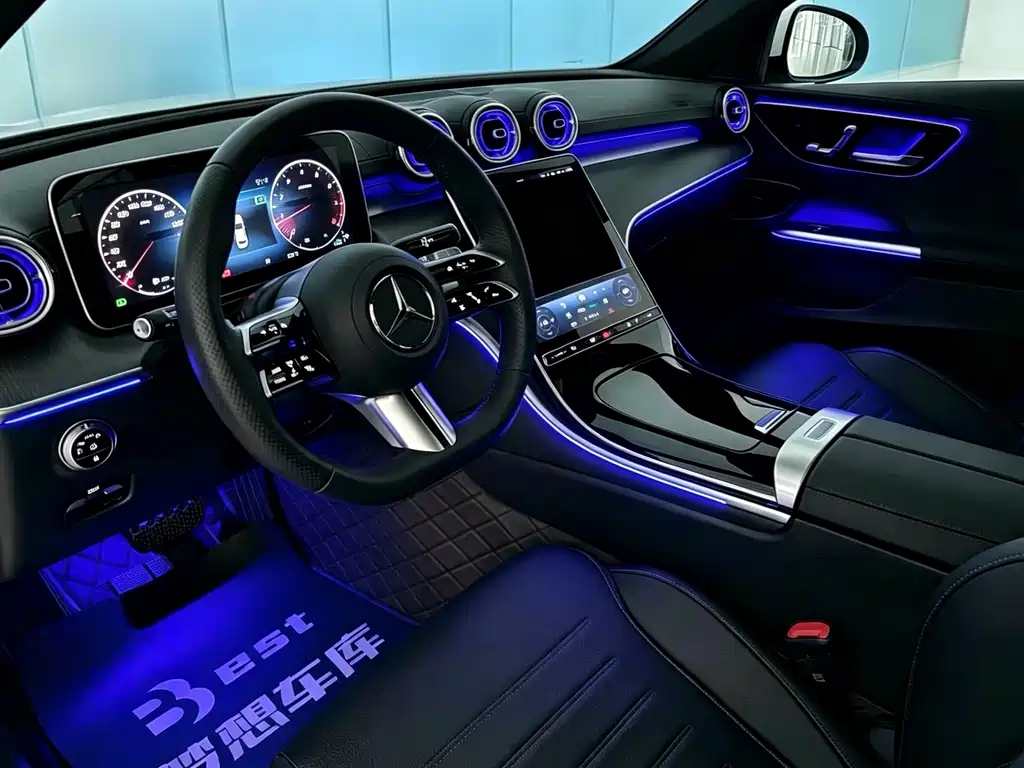 Mercedes-Benz C-Class — миниатюра 6