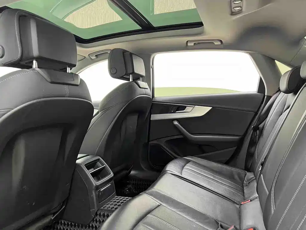 Audi A4L — миниатюра 14