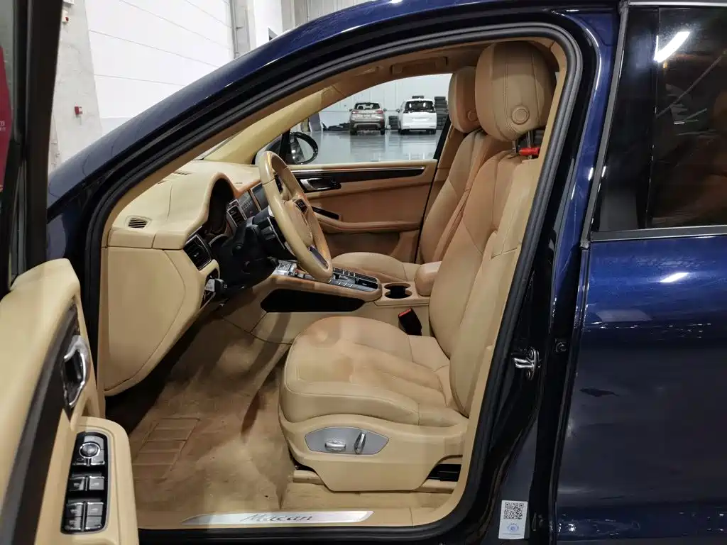 Porsche Macan — миниатюра 10