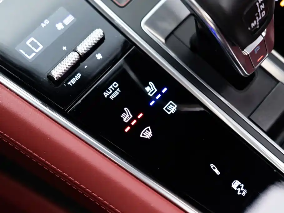 Porsche Panamera — миниатюра 23