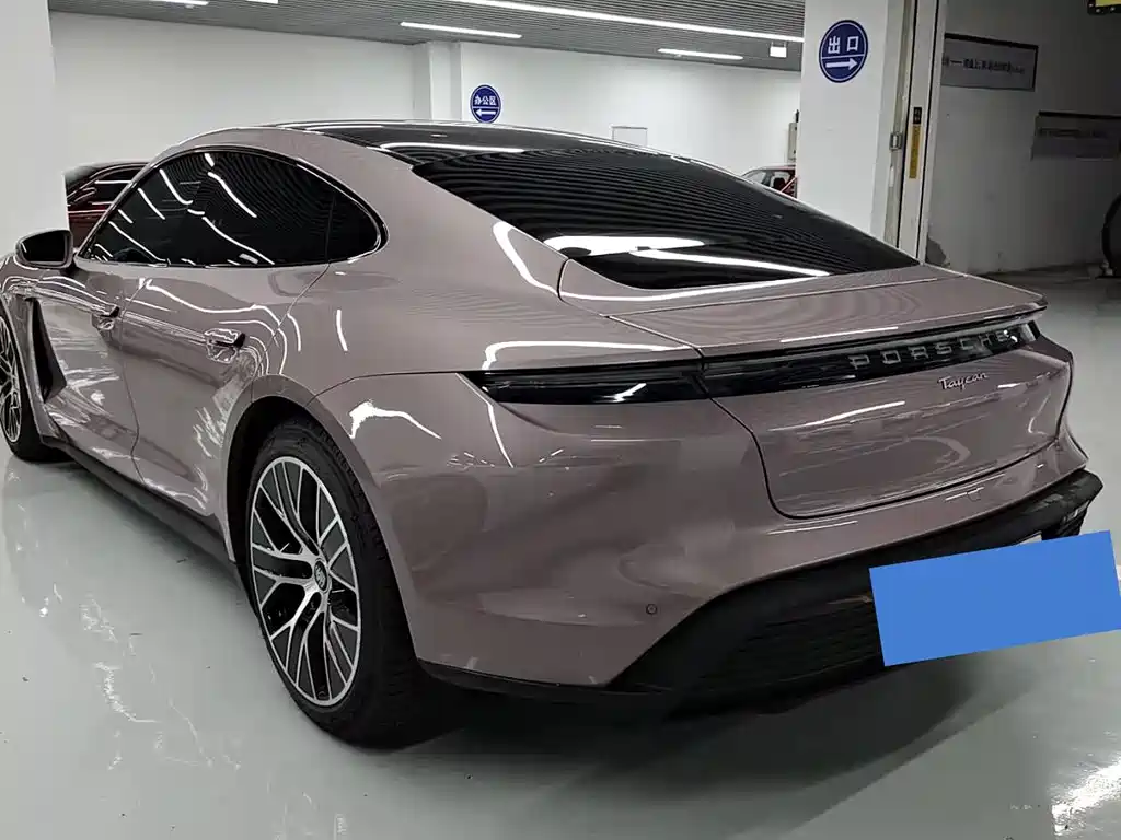 Porsche Taycan — миниатюра 15