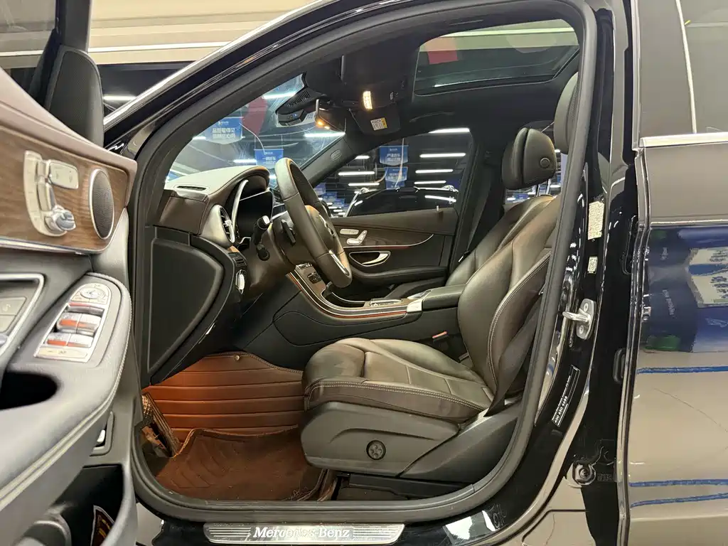 Mercedes-Benz GLC — миниатюра 4