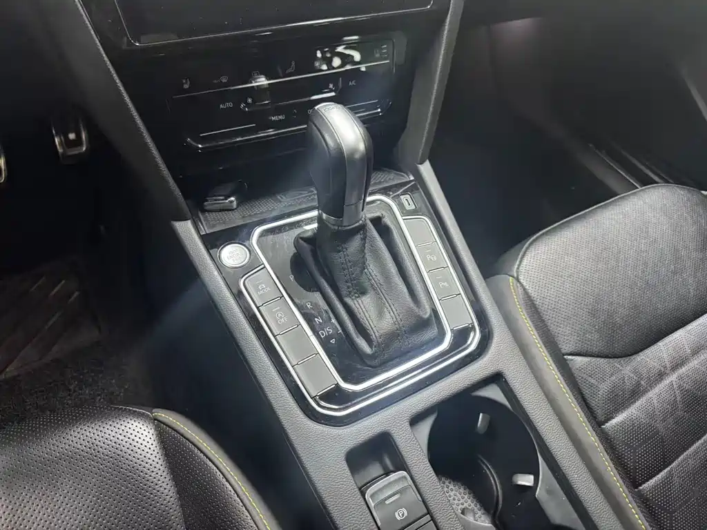 Volkswagen CC — миниатюра 6