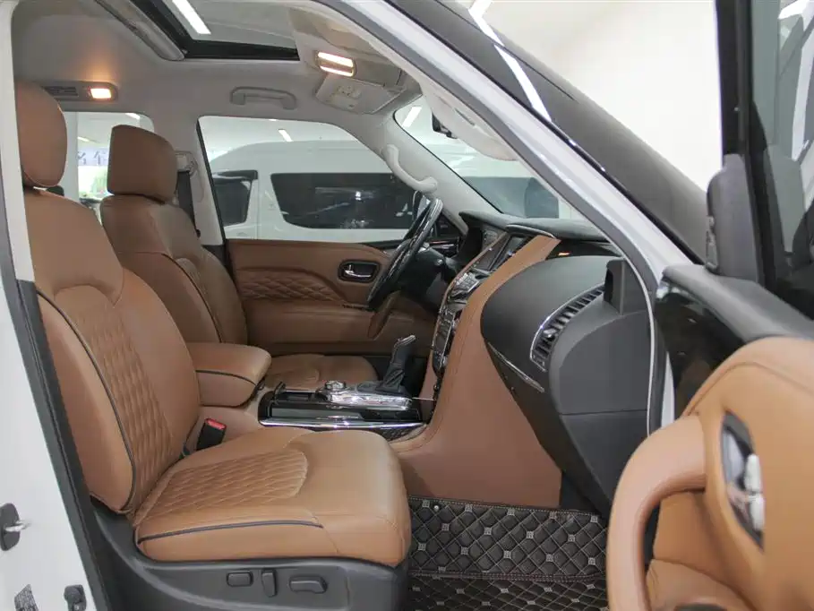 Infiniti QX80 2019 5.6L Pro