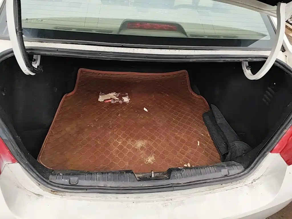 Chevrolet Cruze — миниатюра 19