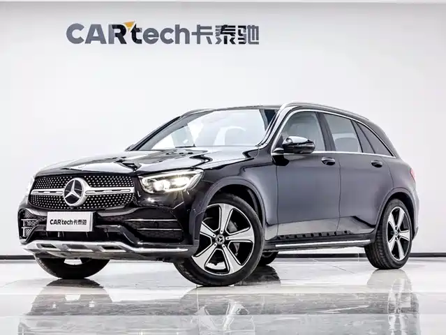 MERCEDES-BENZ GLC