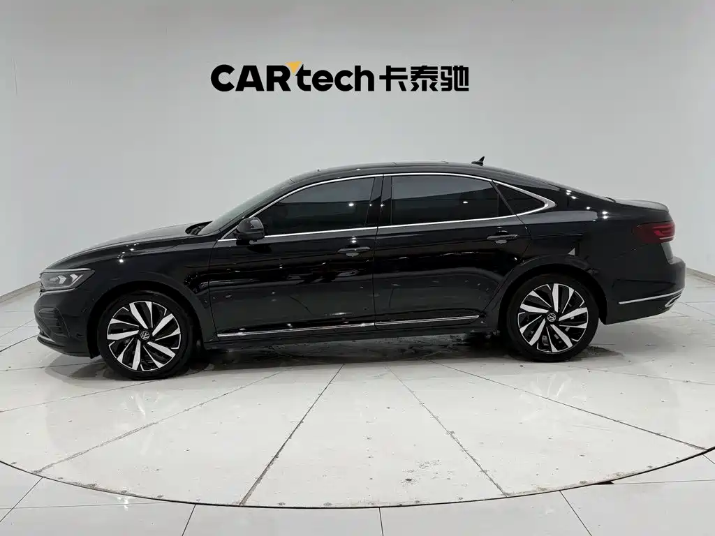 Volkswagen Passat — миниатюра 8