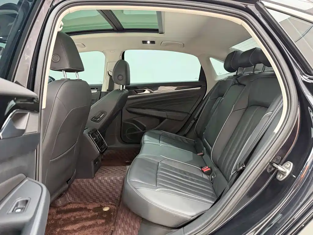 Volkswagen Passat — миниатюра 19